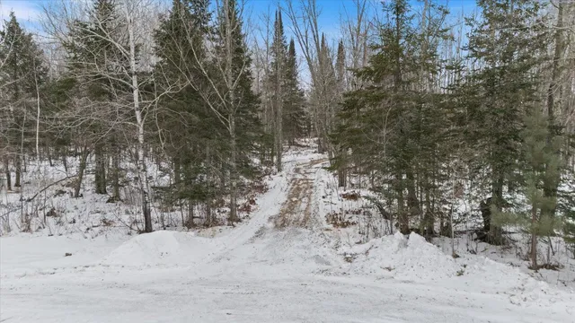 $475,000 | 12502 Van Horn Road, Floodwood, MN 55736