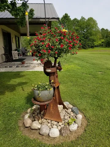 $475,000 | 12502 Van Horn Road, Floodwood, MN 55736