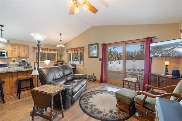 $475,000 | 12502 Van Horn Road, Floodwood, MN 55736