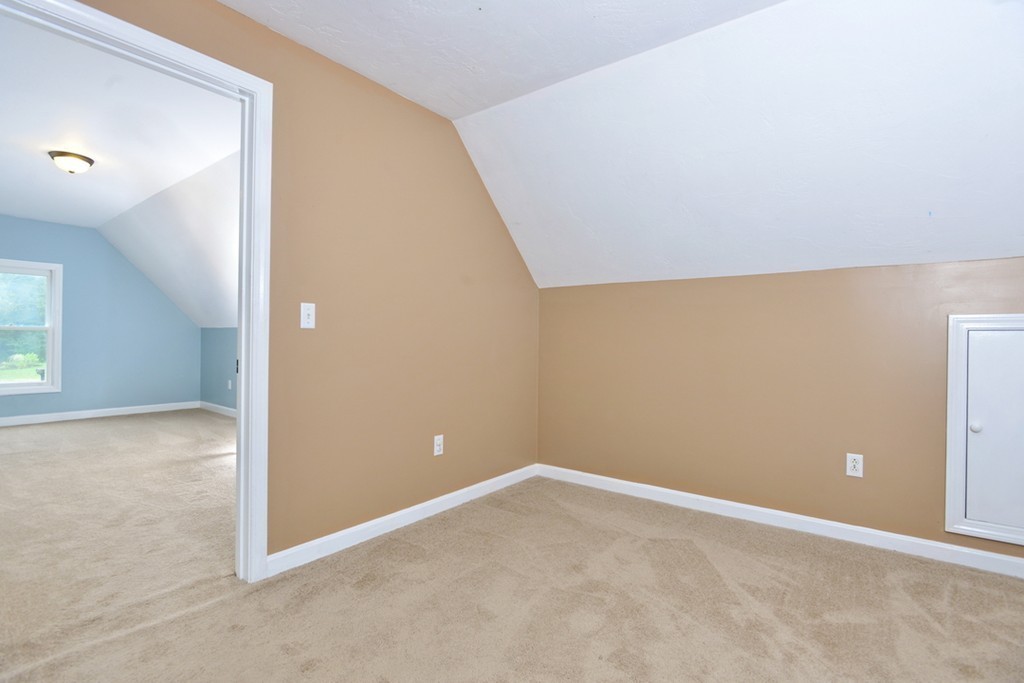 3 Bog Iron Road Wareham, MA 02576 - Photo 21 of 25 an empty room with windows