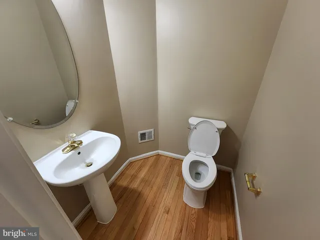 $2,800 | 15692 William Bayliss Court, Woodbridge, VA 22191