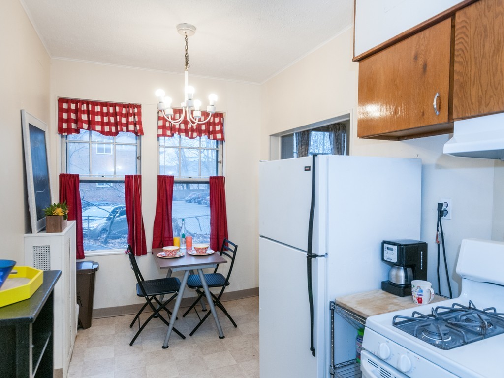 116 Sutherland Road, Unit 3 Boston, MA 02135 - Photo 2 of 8