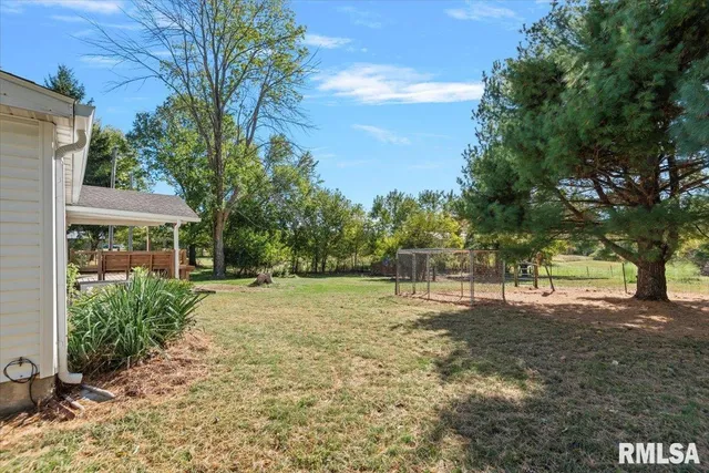 $249,900 | 8080 Breezy Meadows Drive, Riverton, IL 62561