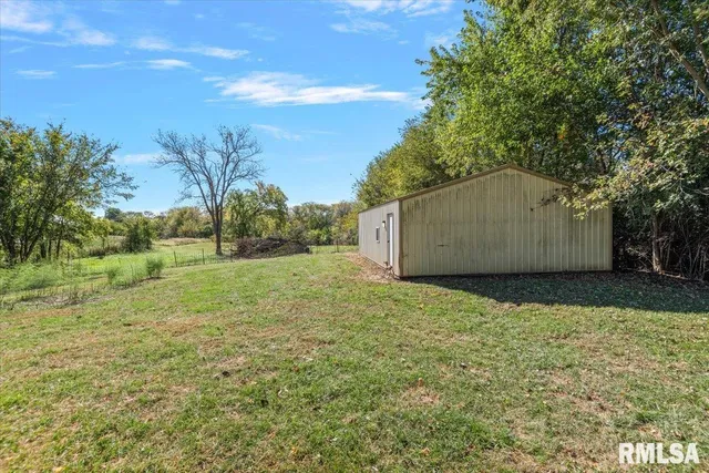 $249,900 | 8080 Breezy Meadows Drive, Riverton, IL 62561