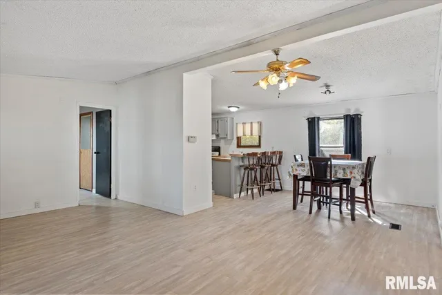 $249,900 | 8080 Breezy Meadows Drive, Riverton, IL 62561