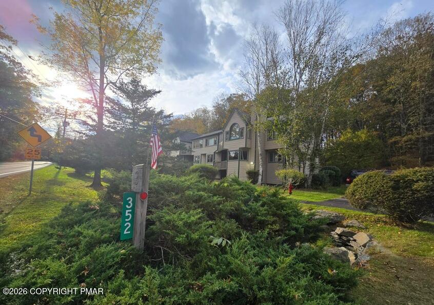 352 Hollow Road, Unit 11 East Stroudsburg, PA 18302 - Photo 1 of 12 Screenshot 2026-06-18 105952