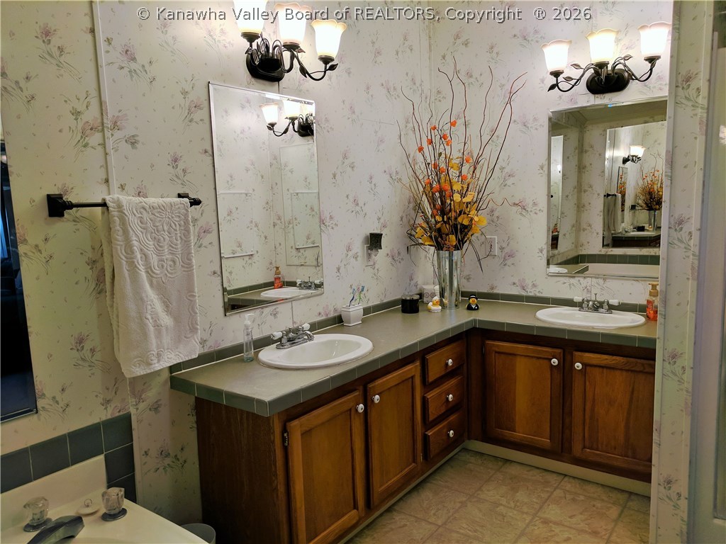 10090 Redmond Ridge Road Gallipolis Ferry, WV 25515 - Photo 18 of 30 Gallery Image 18