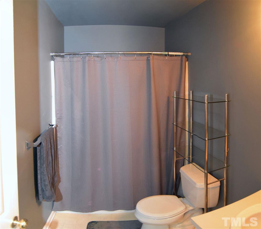 2113 Metacomet Way Raleigh, NC 27604 - Photo 14 of 21