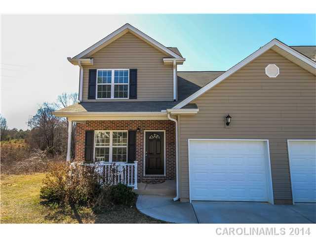 142 Ridge Bluff Road, Unit 142 Mooresville, NC 28115 - Photo 1 of 16 Gallery Image 1