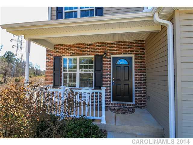142 Ridge Bluff Road, Unit 142 Mooresville, NC 28115 - Photo 2 of 16 Gallery Image 2