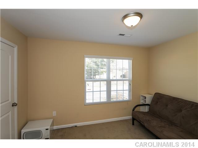 142 Ridge Bluff Road, Unit 142 Mooresville, NC 28115 - Photo 12 of 16 Gallery Image 12