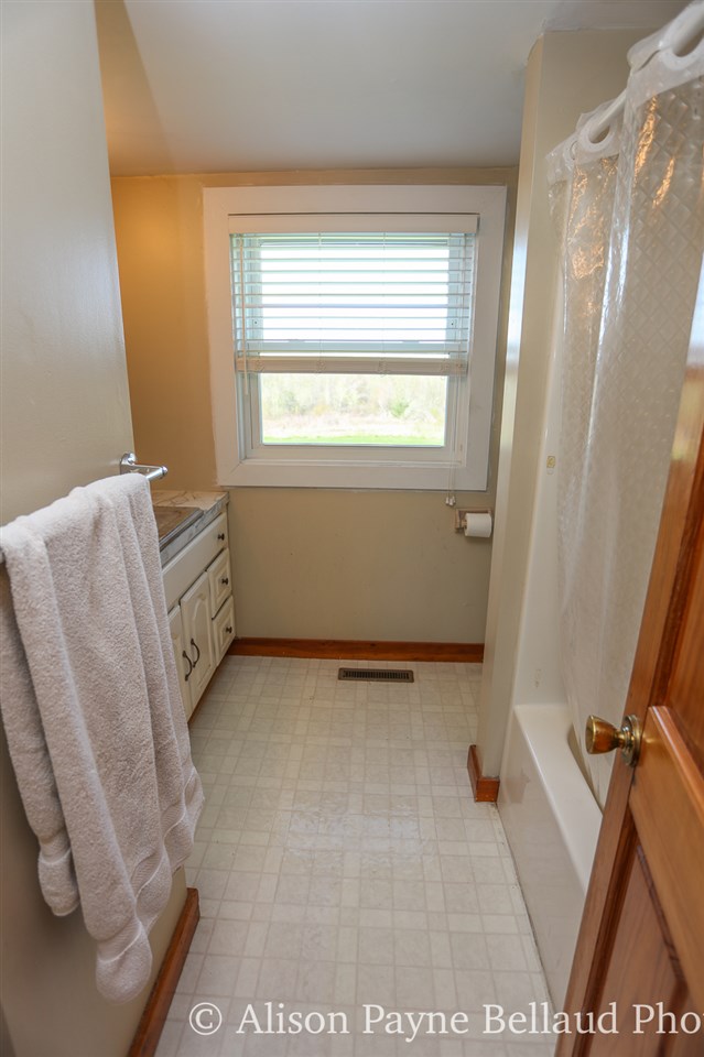 992 River Road Weare, NH 03281 - Photo 14 of 23 Gallery Image 14