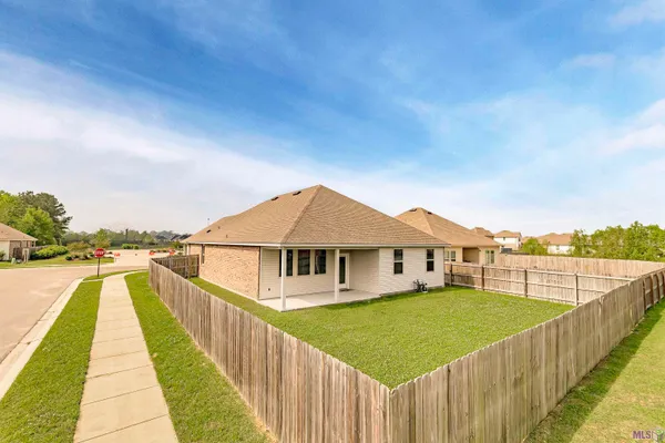 $320,000 | 14041 Bellacosa Avenue, Baton Rouge, LA 70817