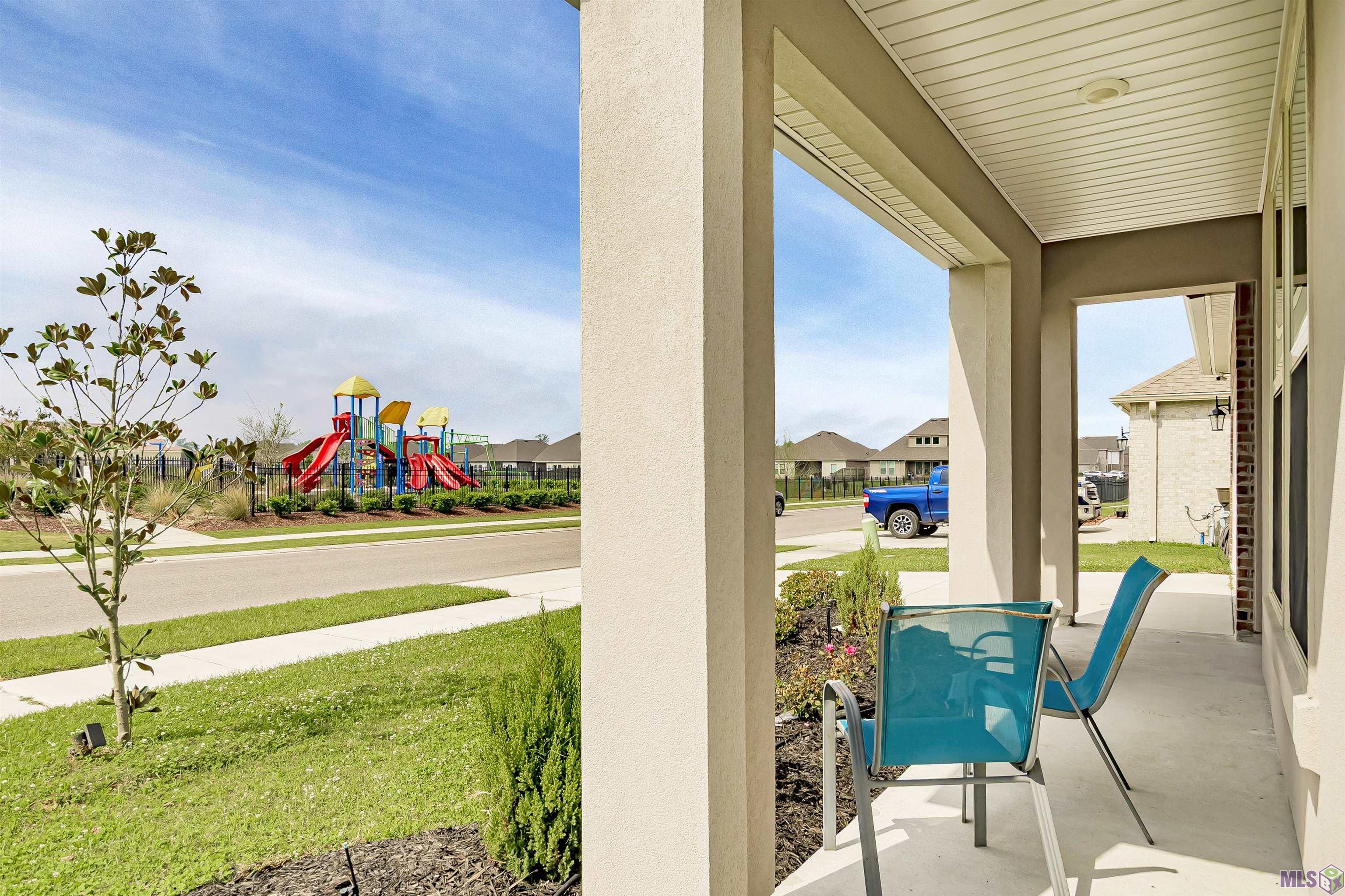 14041 Bellacosa Avenue Baton Rouge, LA 70817 - Photo 3 of 28
