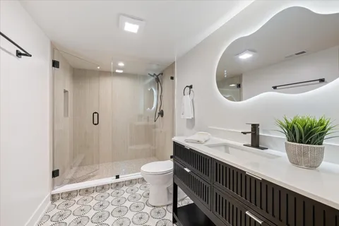 $2,699,900 | 1975 Sunset Ridge Road, Northfield, IL 60093