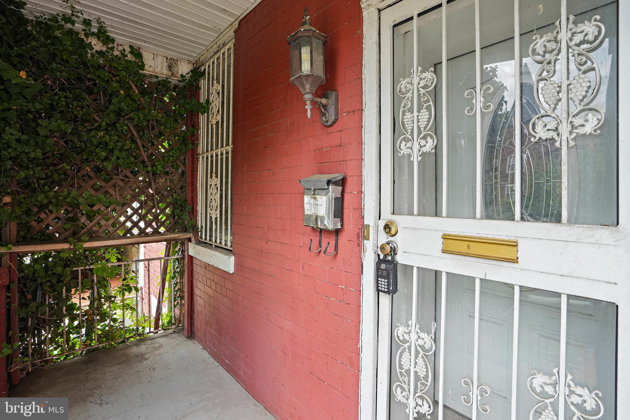 412 M Street Northeast Washington, DC 20002 - Photo 3 of 27 Gallery Image 3
