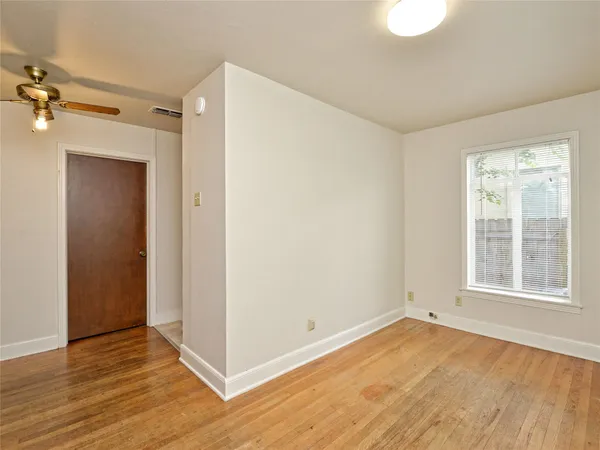 $1,100 | 1814 West 38th Street, Austin, TX 78731