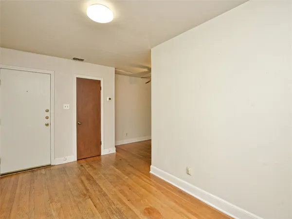 $1,100 | 1814 West 38th Street, Austin, TX 78731