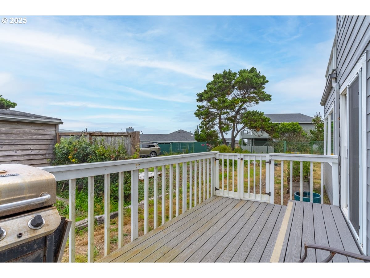 60 Raven Lane Depoe Bay, OR 97341 - Photo 12 of 43 a view of balcony with wooden floor