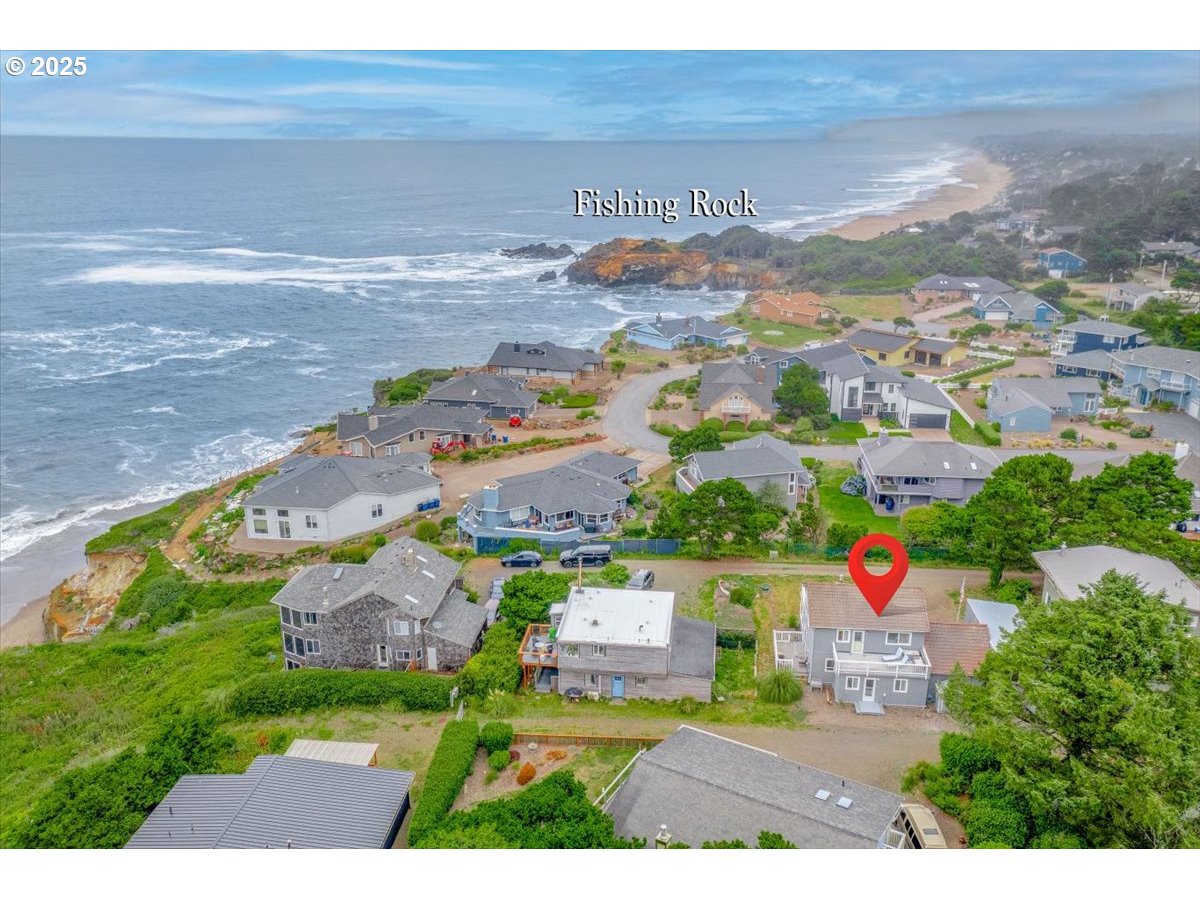 60 Raven Lane Depoe Bay, OR 97341 - Photo 42 of 43 a view of lake and mountain