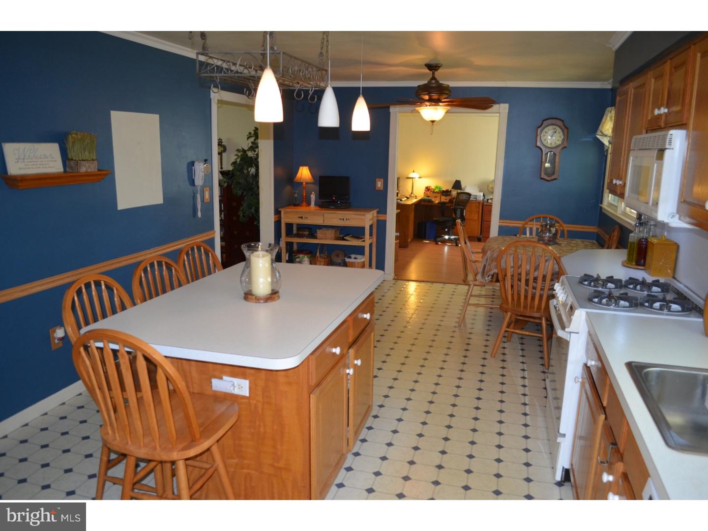 593 Flock Road Hamilton, NJ 08690 - Photo 5 of 13 Kitchen