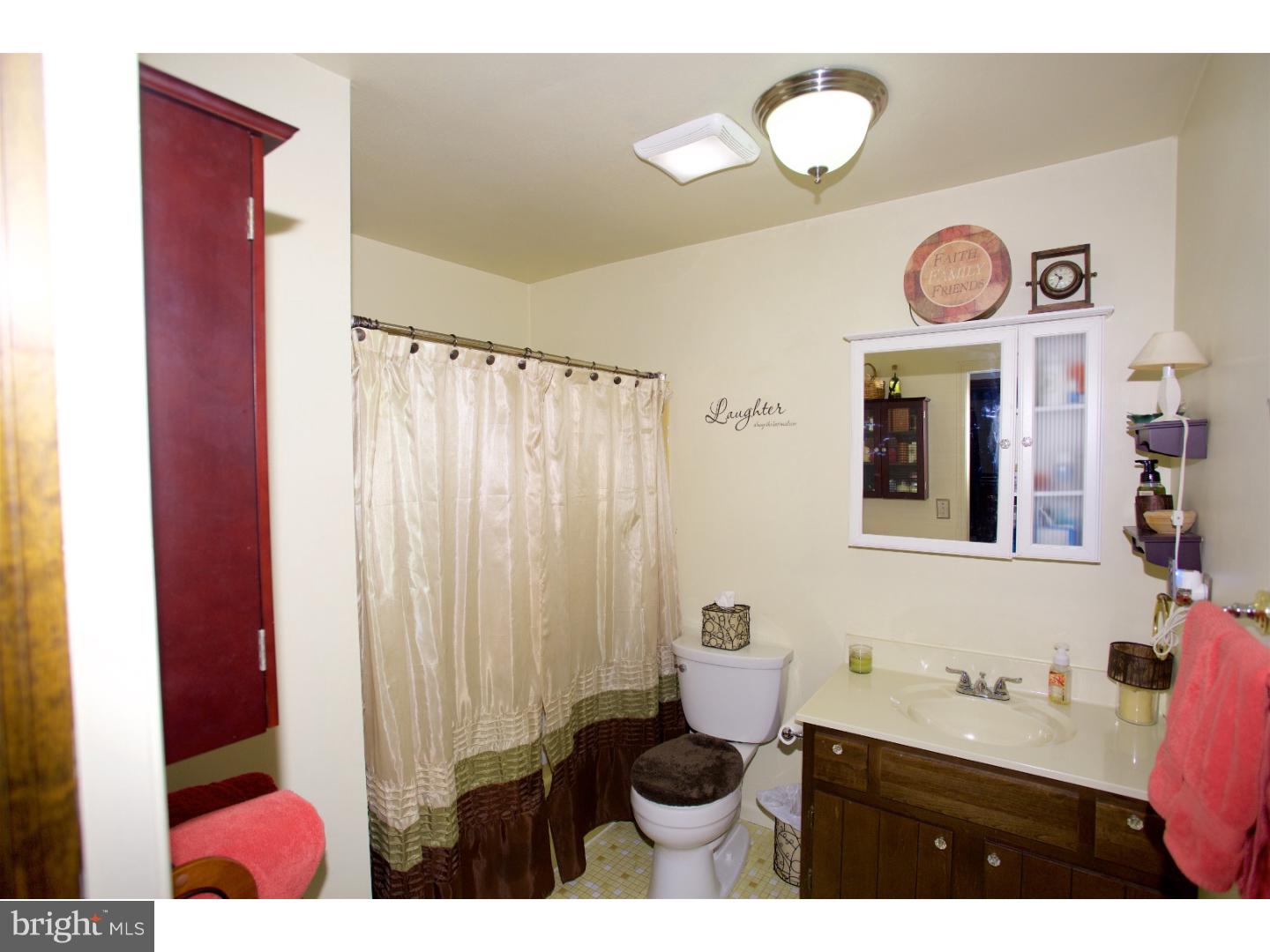 593 Flock Road Hamilton, NJ 08690 - Photo 10 of 13 Bathroom