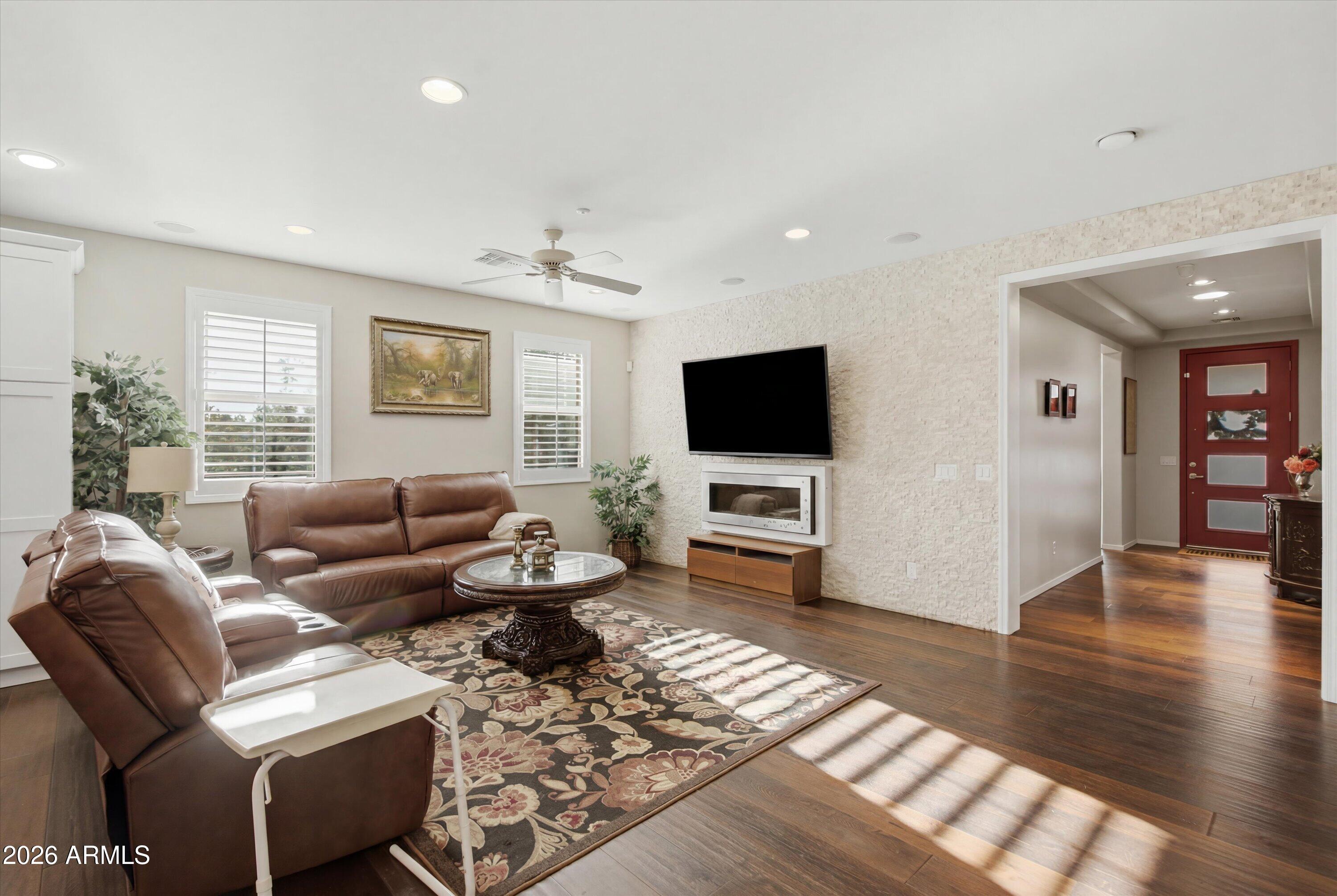 3265 Myrtabel Way Gilbert, AZ 85298 - Photo 3 of 32 03-3