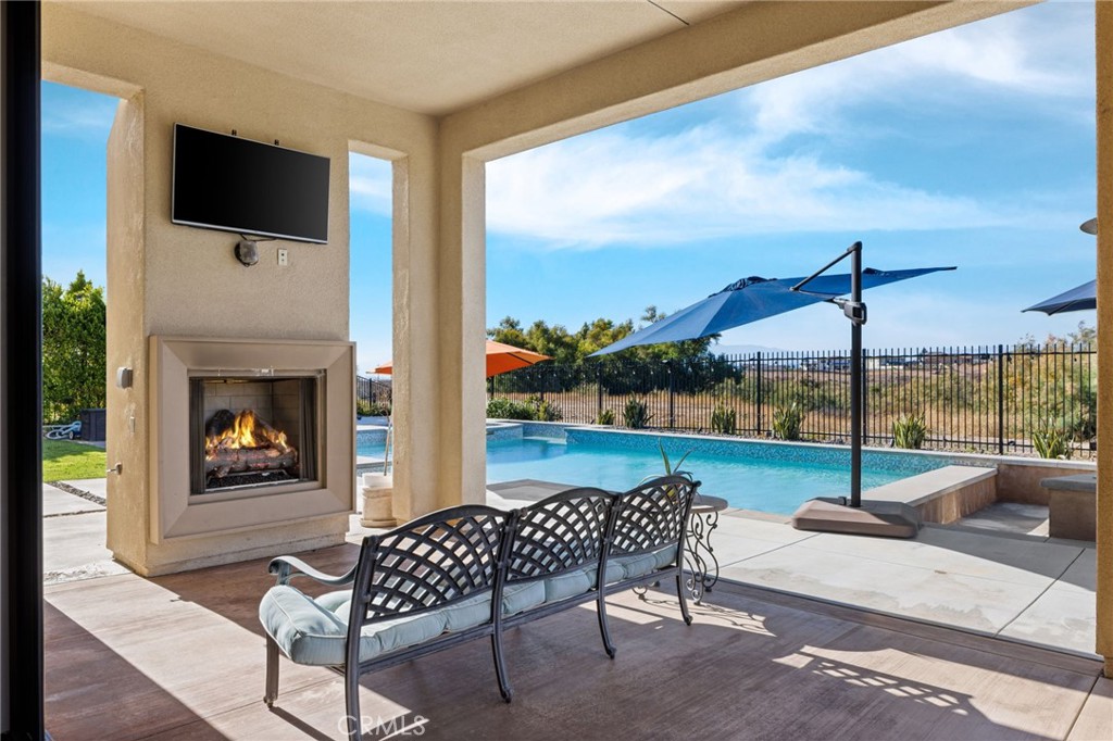 7876 Arroyo Vista Court Riverside, CA 92506 - Photo 16 of 75