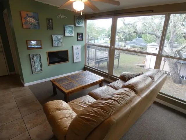 $284,900 | 7211 Tarrytown Drive, Spring Hill, FL 34606