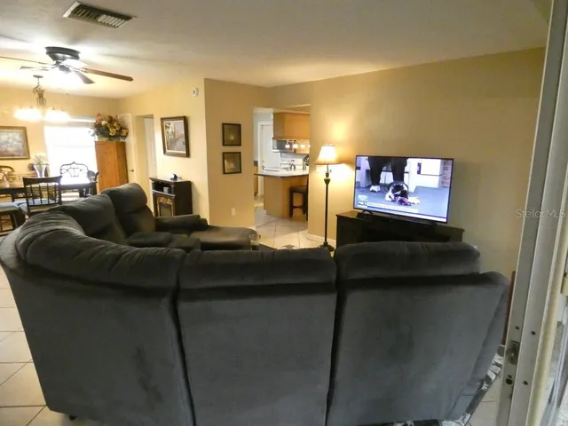 $284,900 | 7211 Tarrytown Drive, Spring Hill, FL 34606