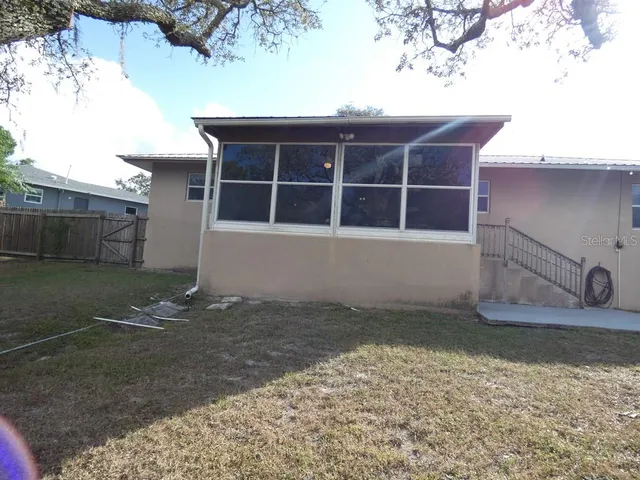 $284,900 | 7211 Tarrytown Drive, Spring Hill, FL 34606