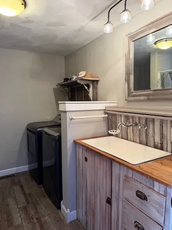 $329,900 | 1202 1st Center Avenue, Brodhead, WI 53520