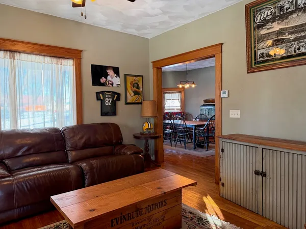 $324,900 | 1202 1st Center Avenue, Brodhead, WI 53520