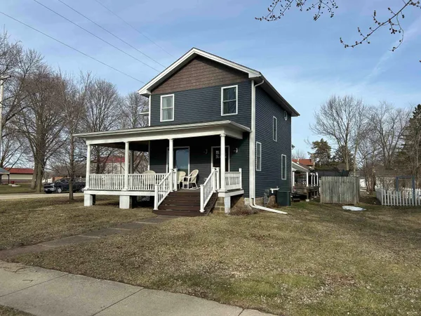 $329,900 | 1202 1st Center Avenue, Brodhead, WI 53520
