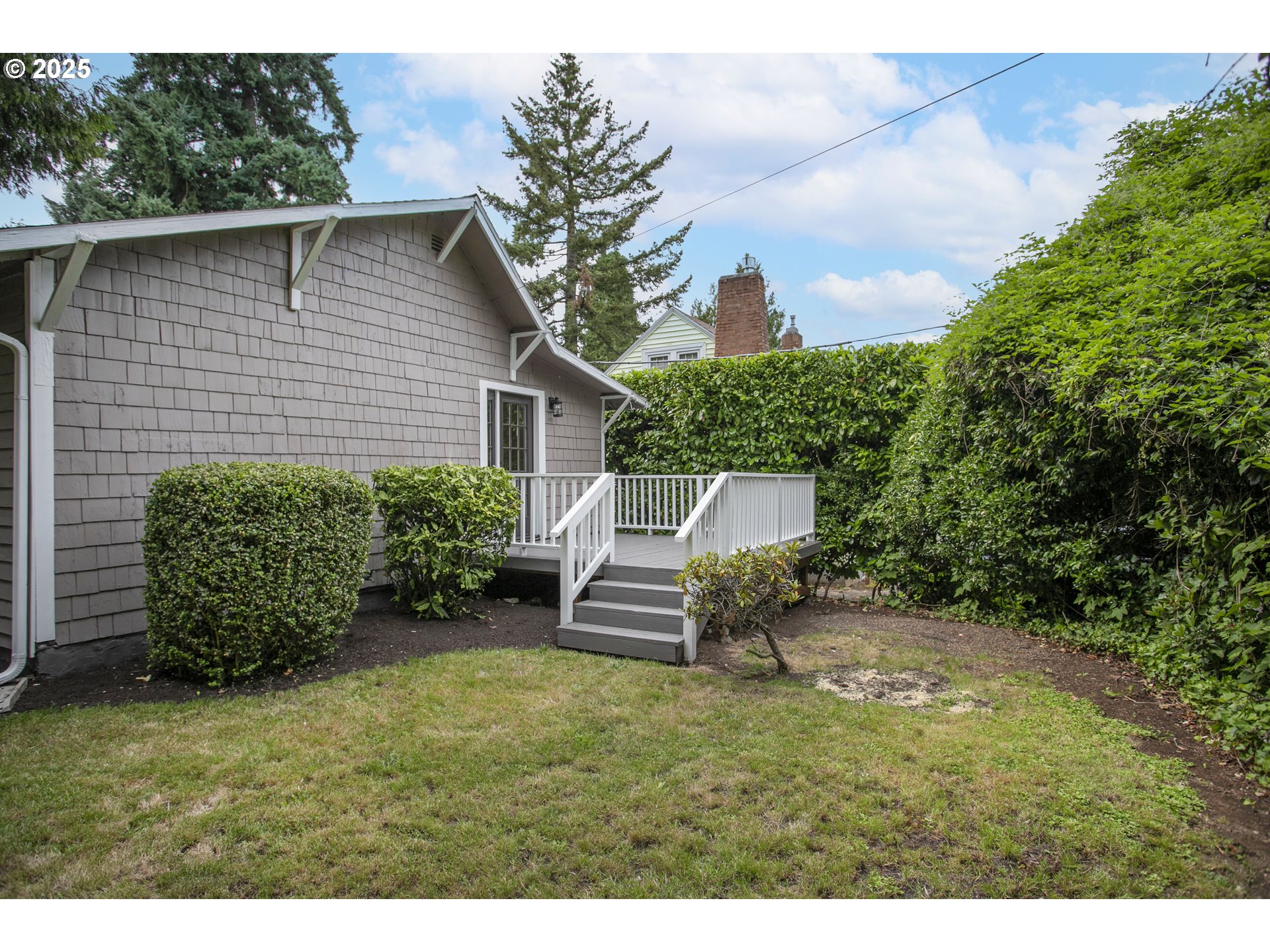 7733 Northeast Mason Street Portland, OR 97218 - Photo 24 of 29