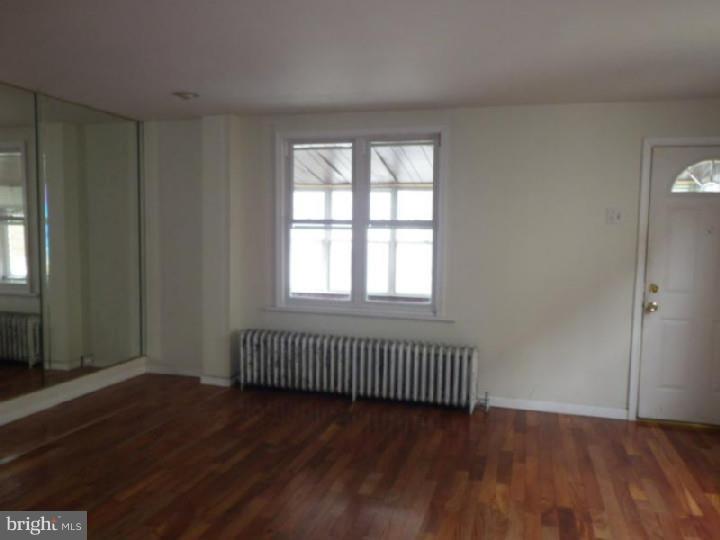 227 Simpson Road Ardmore, PA 19003 - Photo 2 of 19