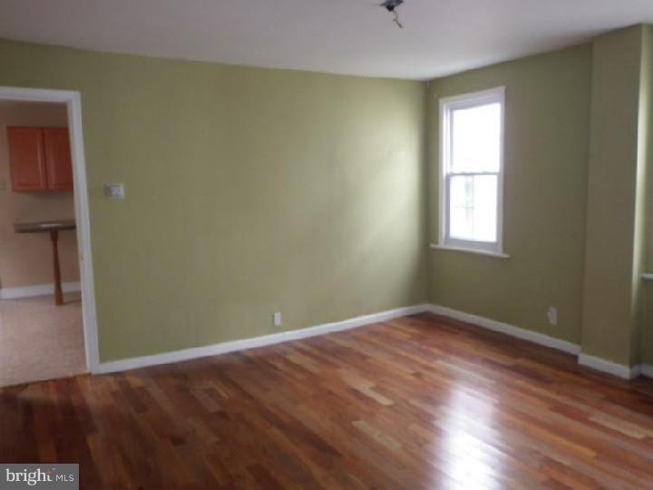 227 Simpson Road Ardmore, PA 19003 - Photo 4 of 19