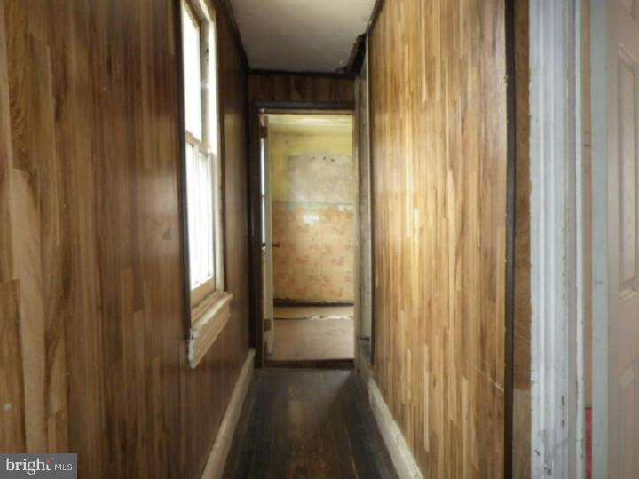 227 Simpson Road Ardmore, PA 19003 - Photo 6 of 19