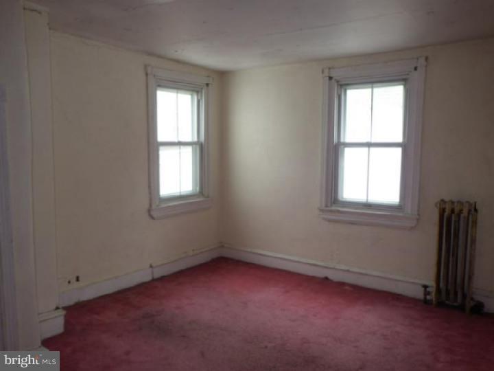 227 Simpson Road Ardmore, PA 19003 - Photo 9 of 19