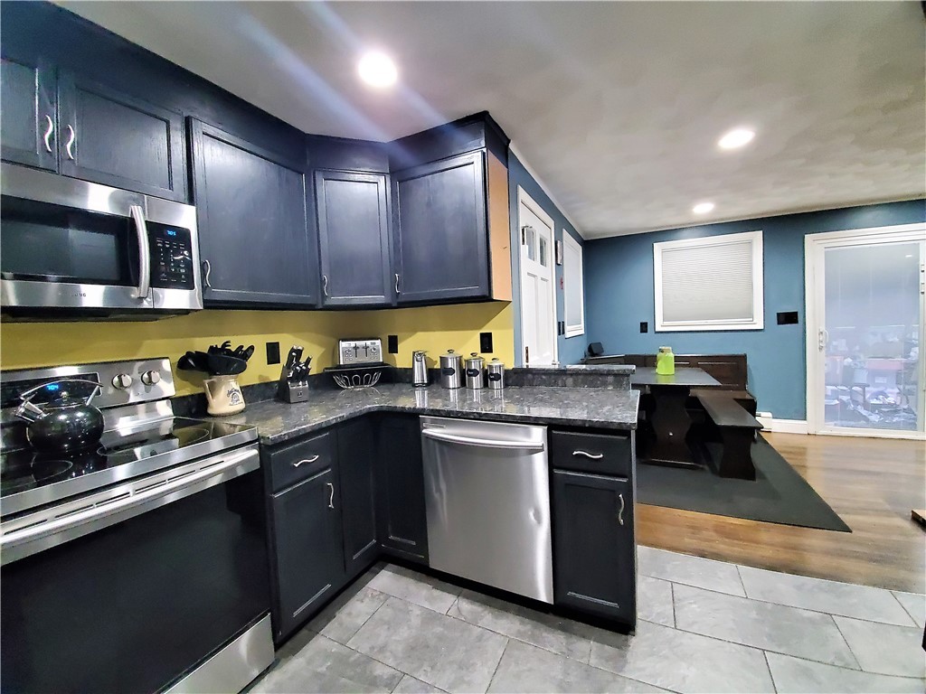 23 Barnes Road Burrillville, RI 02830 - Photo 5 of 14