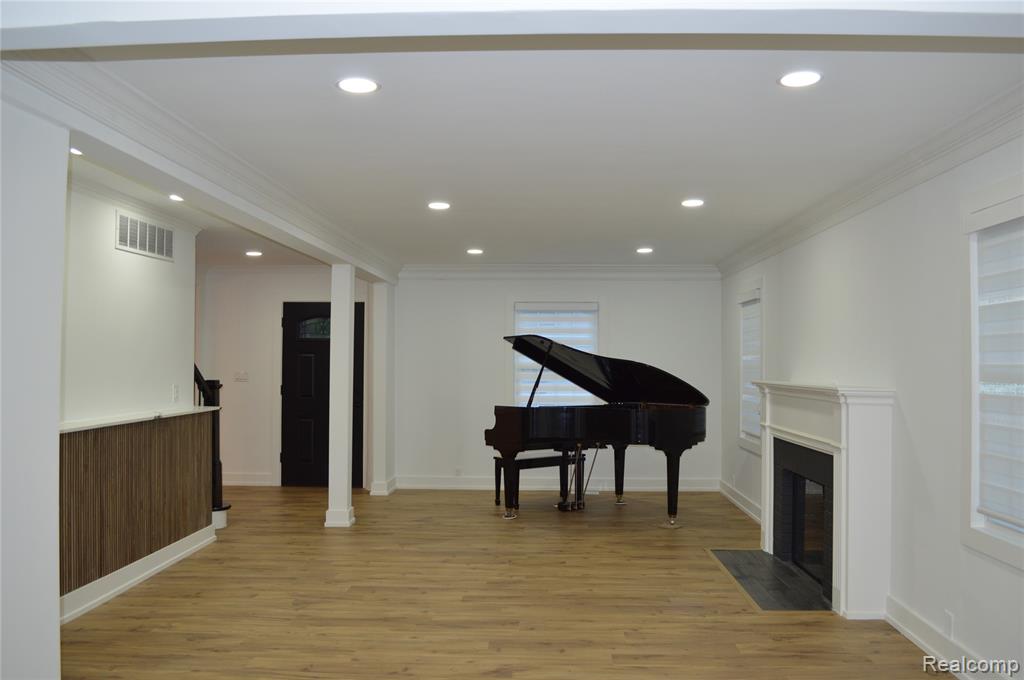 1785 Ward Road Bloomfield Hills, MI 48302 - Photo 8 of 51 Gallery Image 8