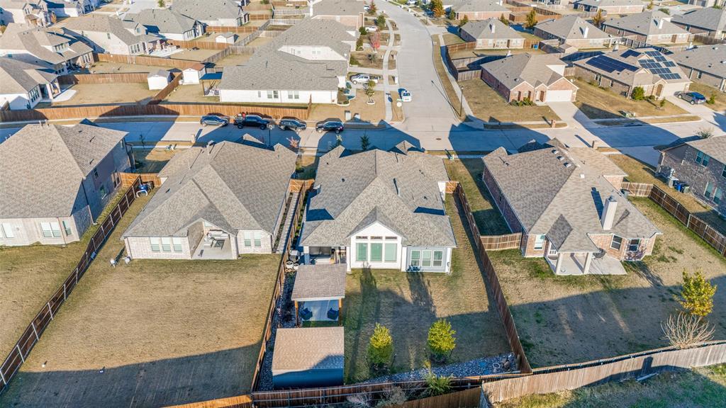 425 Acadia Lane Forney, TX 75126 - Photo 35 of 37 an aerial view of residential houses with outdoor space