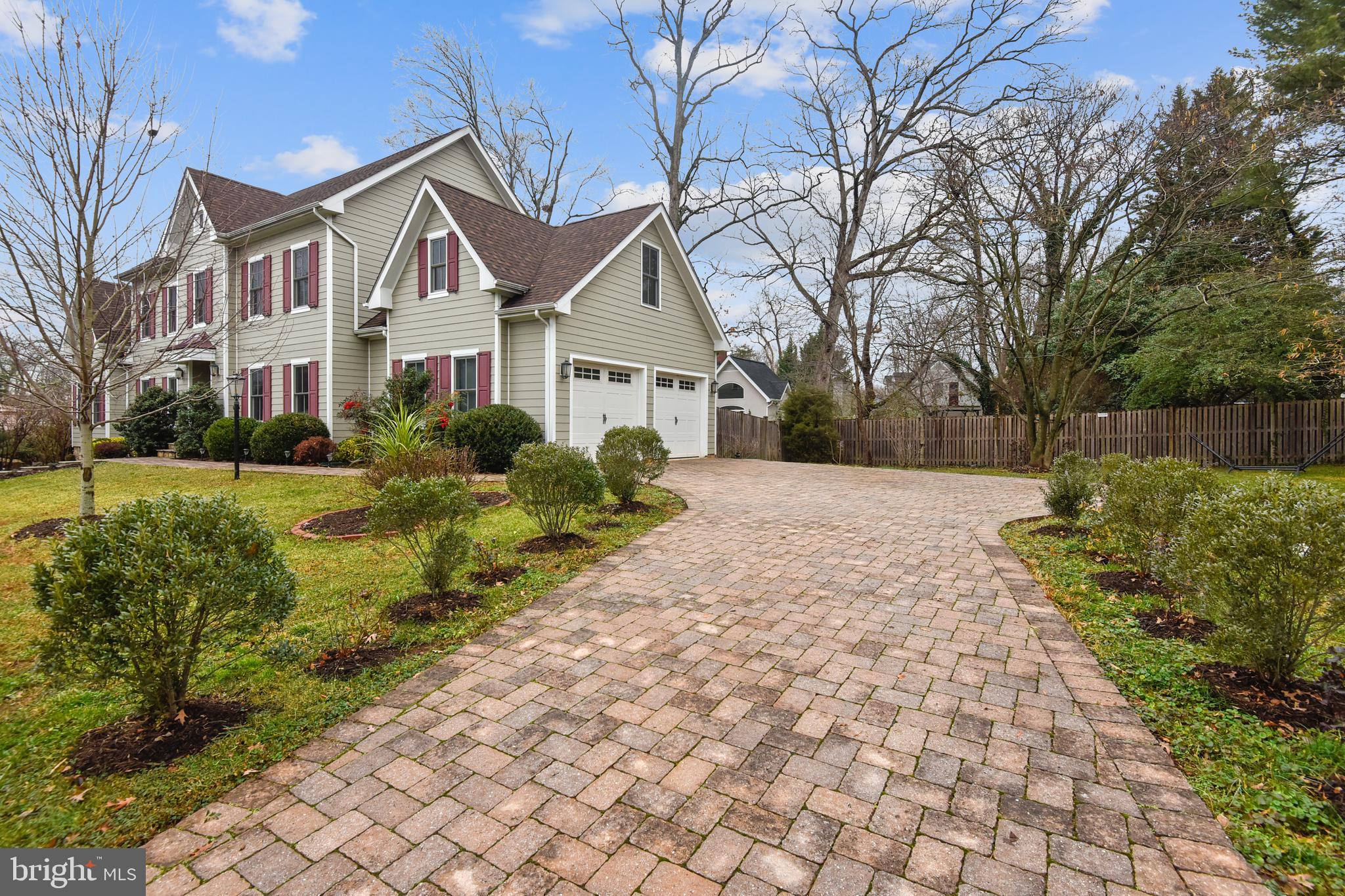9216 Portner Avenue Manassas, VA 20110 - Photo 3 of 58