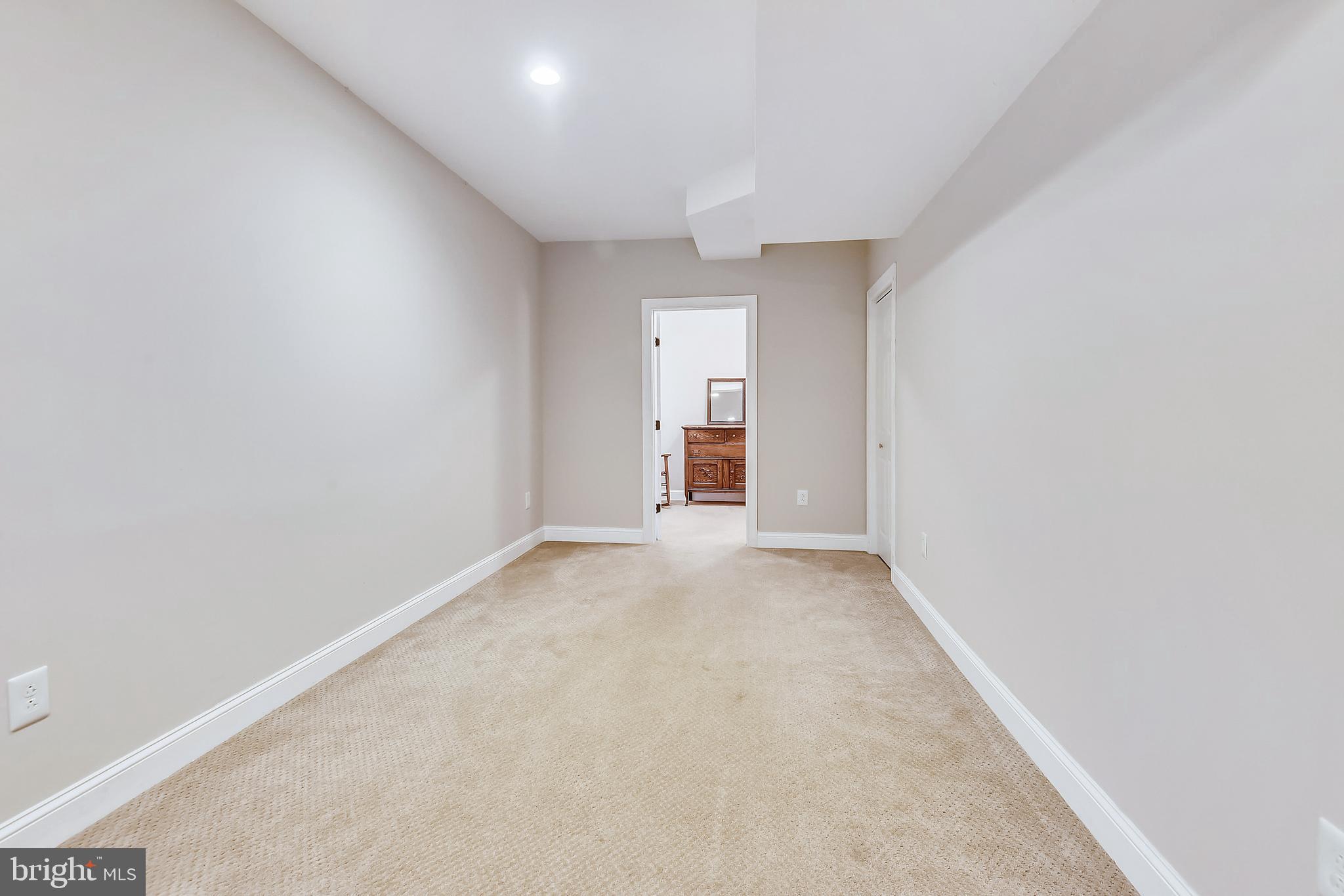 9216 Portner Avenue Manassas, VA 20110 - Photo 46 of 58