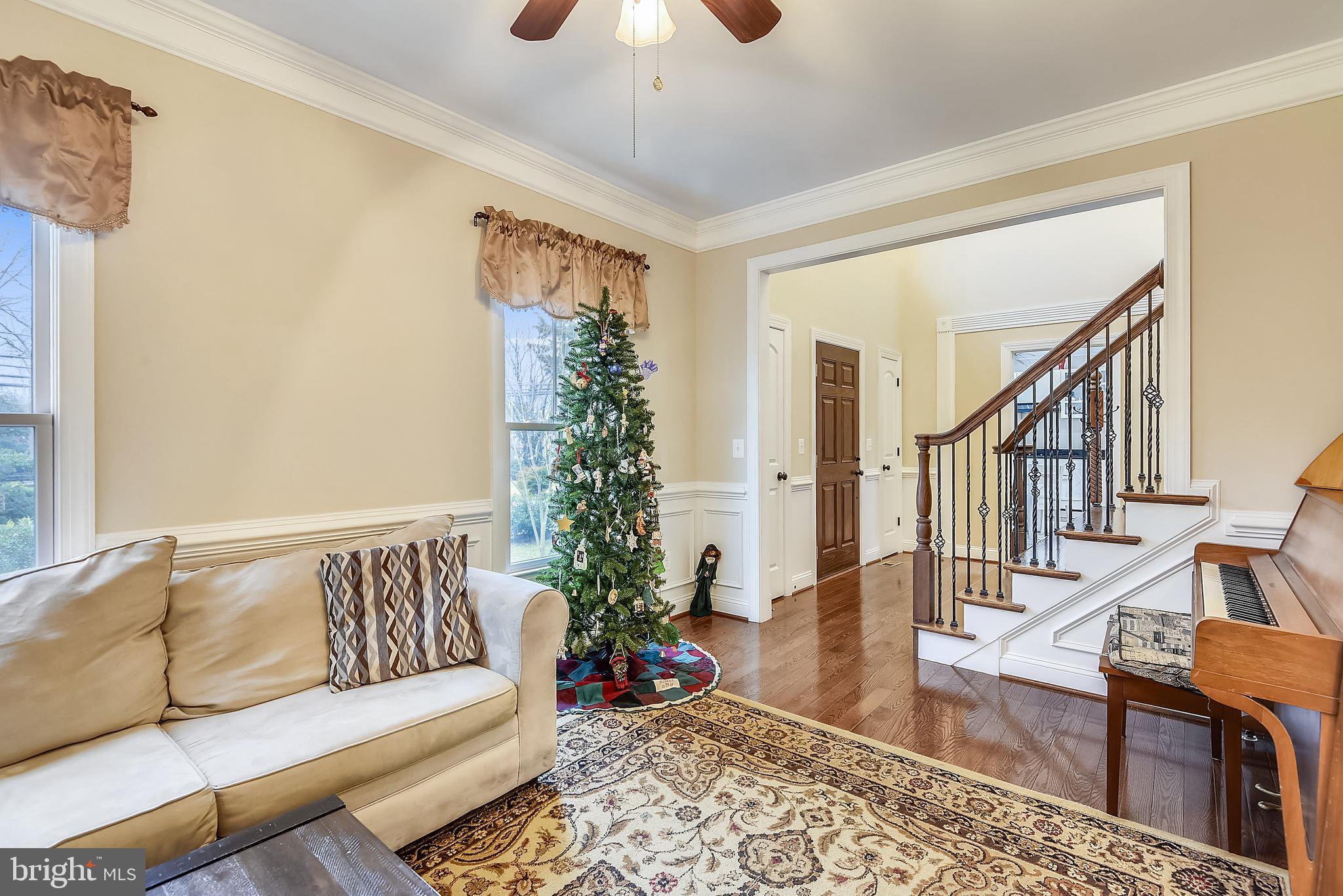 9216 Portner Avenue Manassas, VA 20110 - Photo 7 of 58