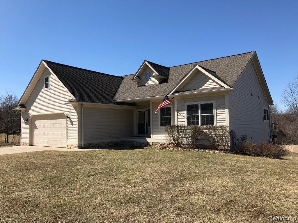 4198 Blood Road Metamora, MI 48455 - Photo 5 of 33 078A4589-D123-4717-BF54-F855659CDC9C.JPG