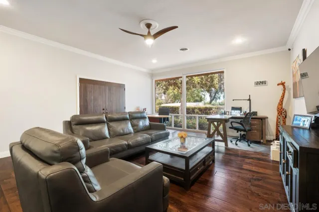 $2,495,000 | 8874 La Jolla Scenic Drive North, La Jolla, CA 92037