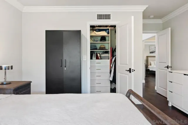 $2,495,000 | 8874 La Jolla Scenic Drive North, La Jolla, CA 92037