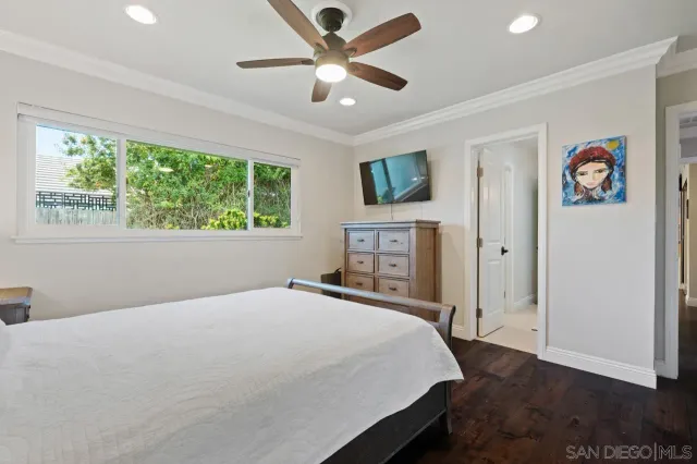 $2,495,000 | 8874 La Jolla Scenic Drive North, La Jolla, CA 92037