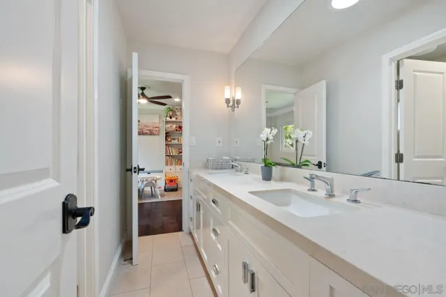 $2,495,000 | 8874 La Jolla Scenic Drive North, La Jolla, CA 92037